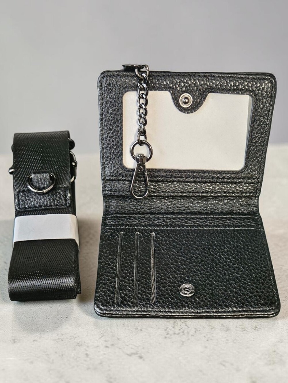 Clip and Go Adjustable Lanyard /  Crossbody Phone Strap w/ Wallet - Black ~ NWT - Picture 3 of 6